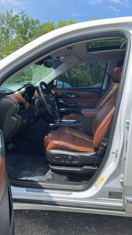 used 2018 Chevrolet Traverse car, priced at $18,995
