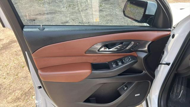 used 2018 Chevrolet Traverse car, priced at $18,995