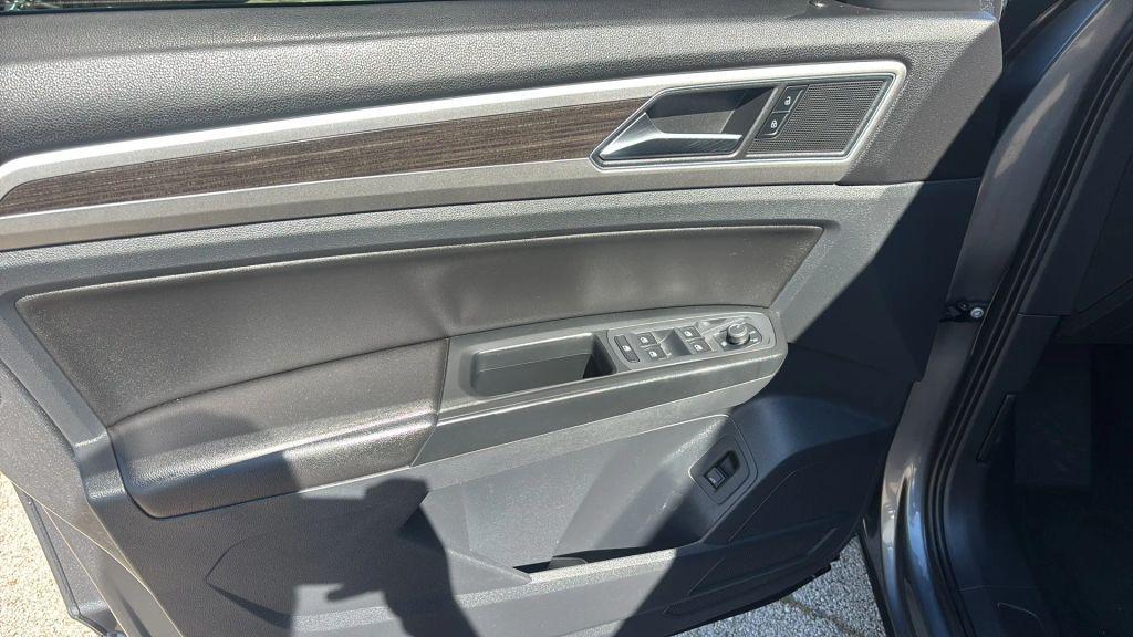 used 2018 Volkswagen Atlas car, priced at $15,700