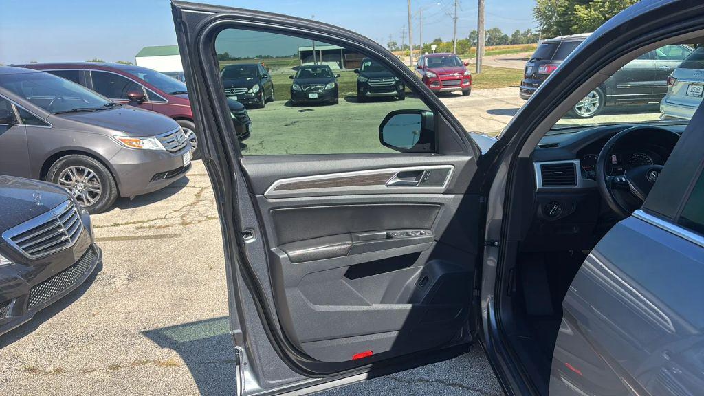 used 2018 Volkswagen Atlas car, priced at $15,700