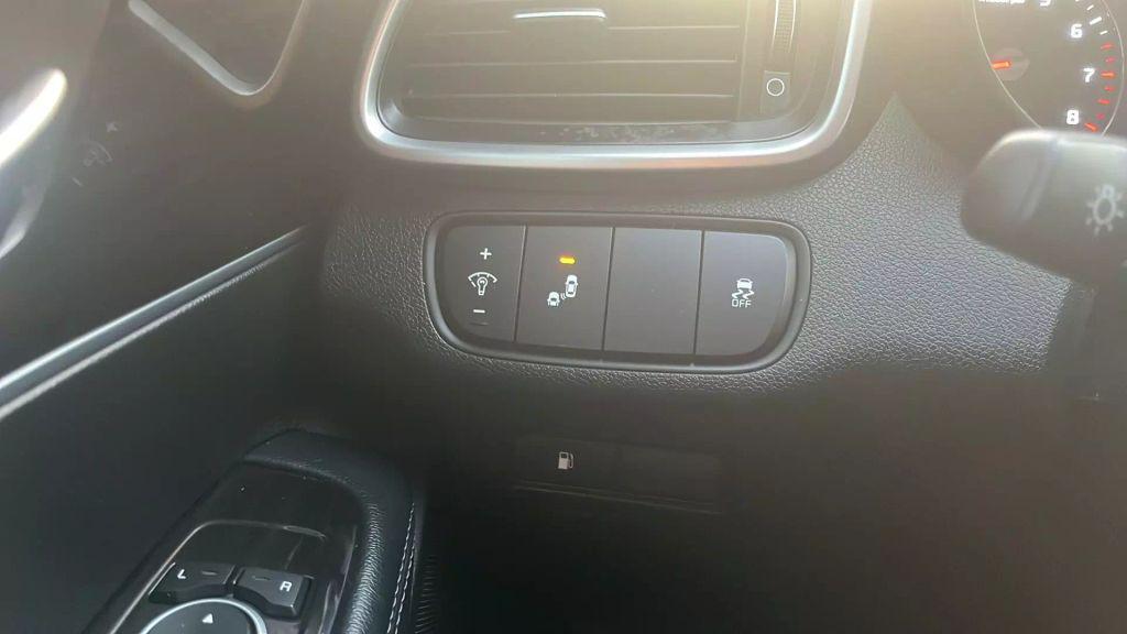 used 2019 Kia Sorento car, priced at $9,995