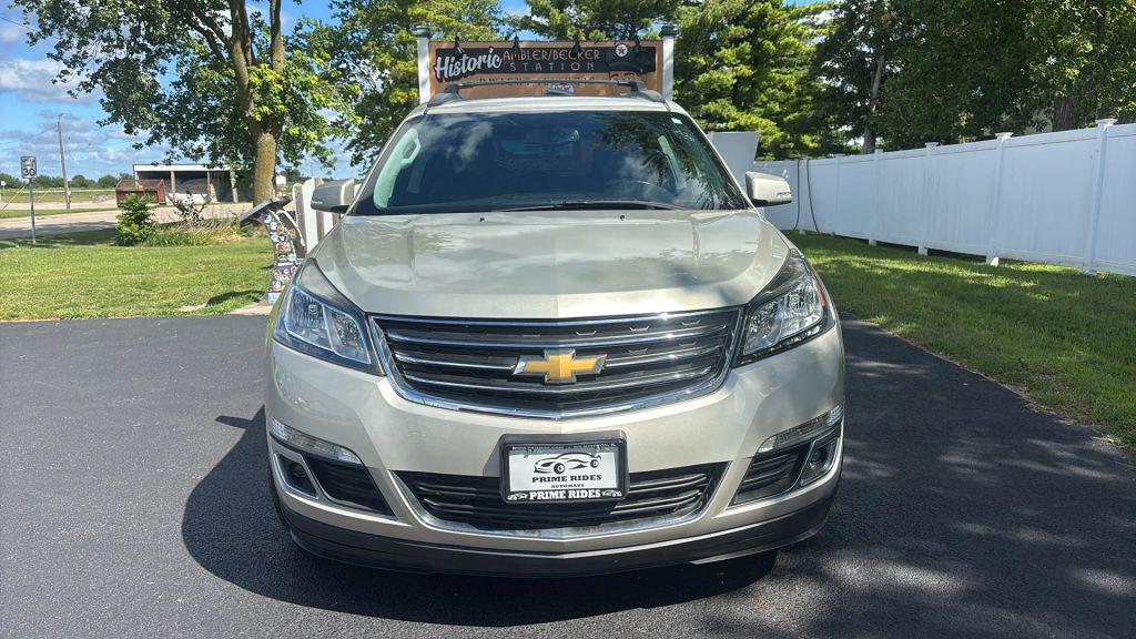 used 2015 Chevrolet Traverse car, priced at $10,900