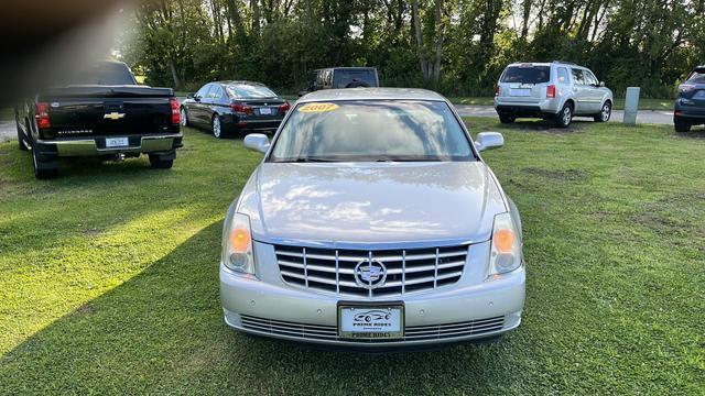 used 2007 Cadillac DTS car, priced at $3,400