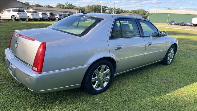 used 2007 Cadillac DTS car, priced at $3,400