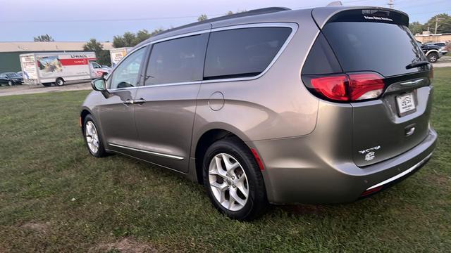 used 2017 Chrysler Pacifica car, priced at $12,995