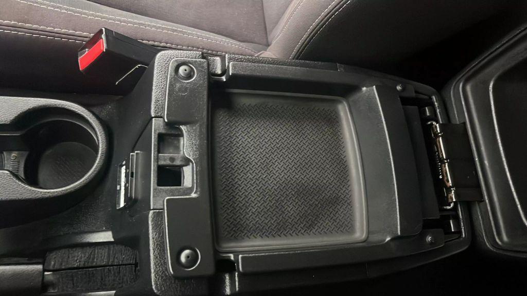 used 2015 Jeep Wrangler Unlimited car, priced at $13,550