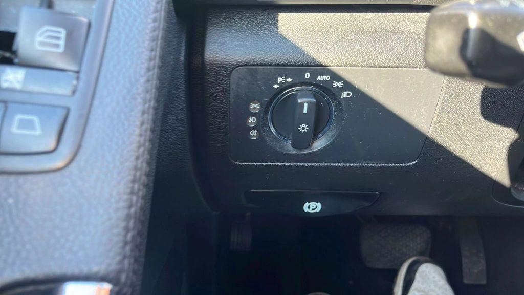 used 2008 Mercedes-Benz R-Class car, priced at $6,995