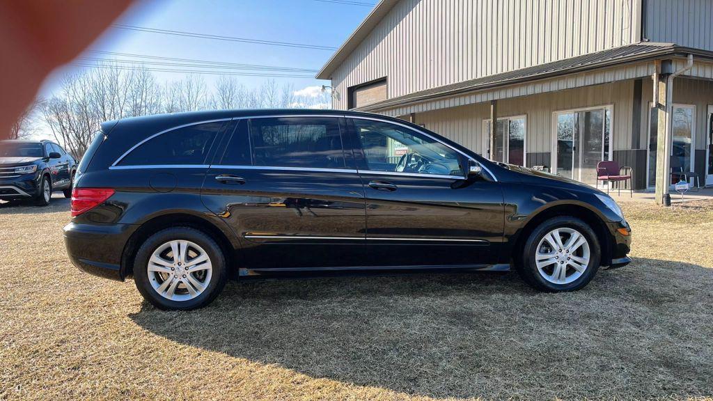 used 2008 Mercedes-Benz R-Class car, priced at $6,995