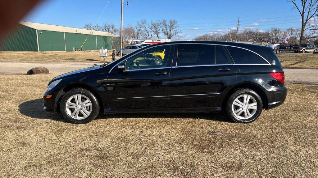 used 2008 Mercedes-Benz R-Class car, priced at $6,995