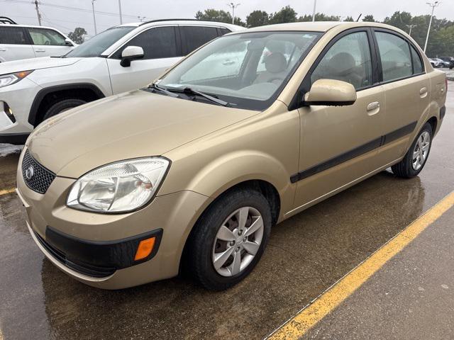 used 2009 Kia Rio car, priced at $2,922