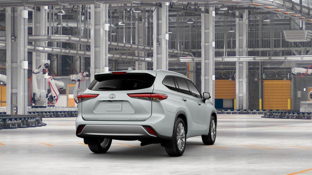 new 2025 Toyota Highlander car, priced at $55,323
