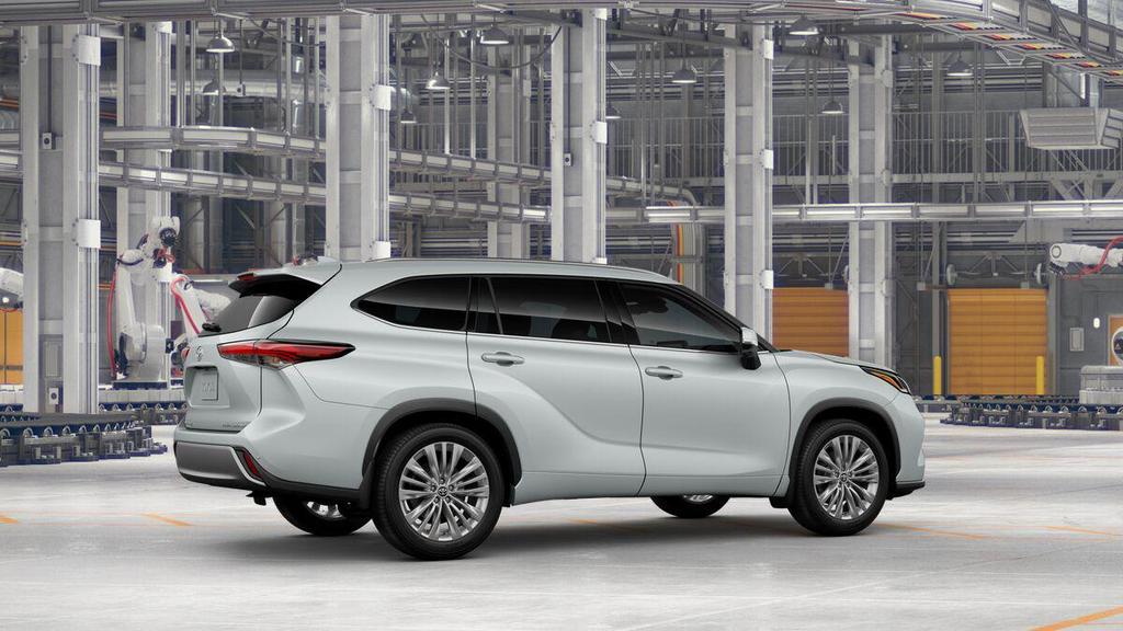 new 2025 Toyota Highlander car, priced at $55,323