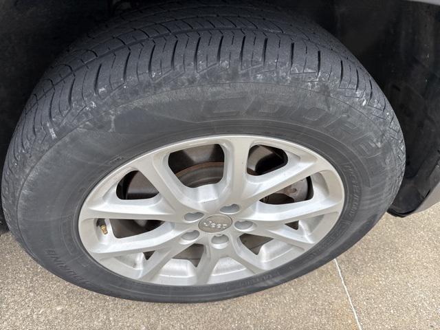 used 2017 Jeep Cherokee car, priced at $12,910