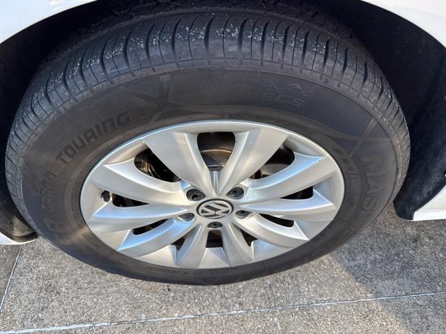 used 2015 Volkswagen Passat car, priced at $11,699