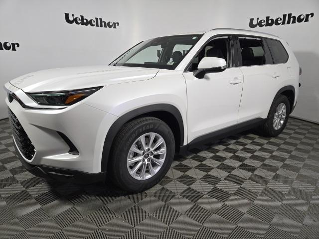 new 2025 Toyota Grand Highlander car, priced at $45,978