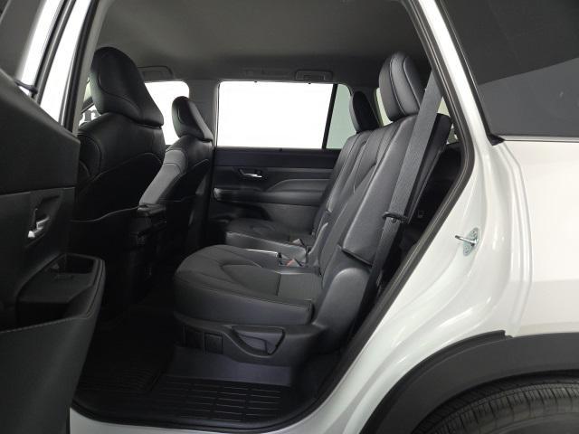 new 2025 Toyota Grand Highlander car, priced at $45,978