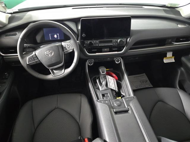 new 2025 Toyota Grand Highlander car, priced at $45,978