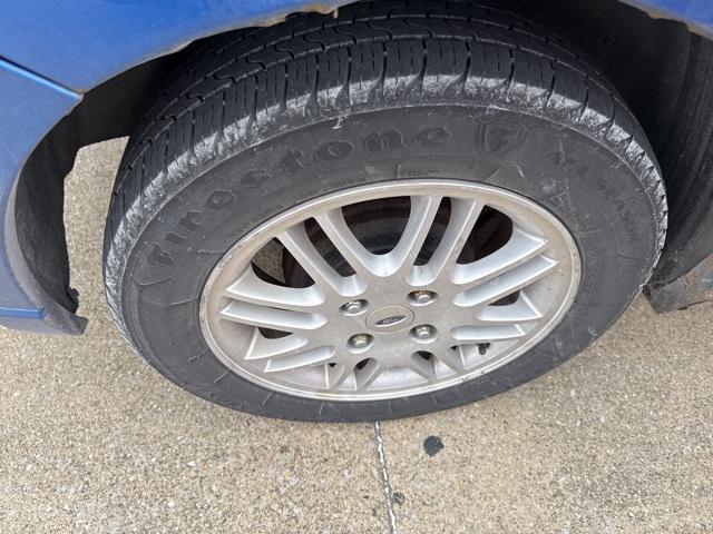 used 2010 Ford Focus car, priced at $1,922