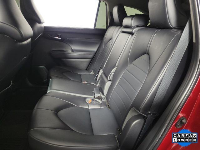 used 2022 Toyota Highlander car, priced at $32,829