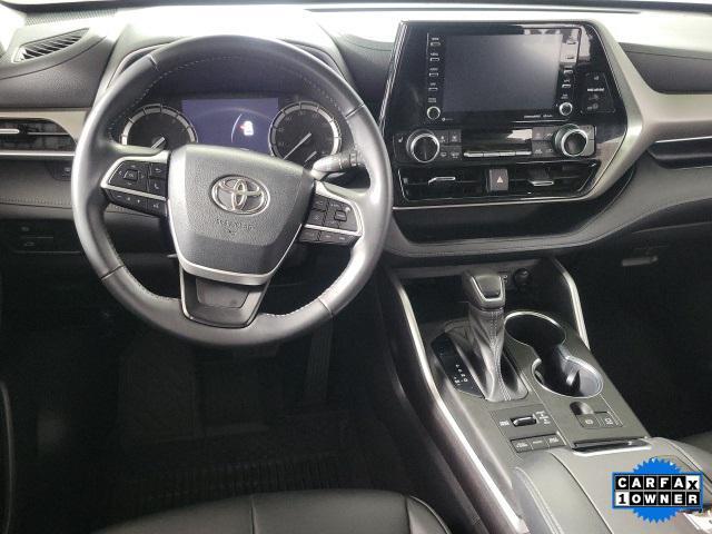 used 2022 Toyota Highlander car, priced at $32,829