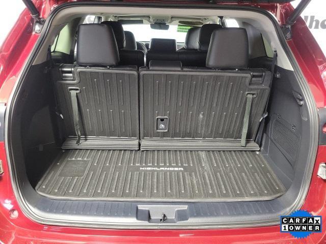 used 2022 Toyota Highlander car, priced at $32,829