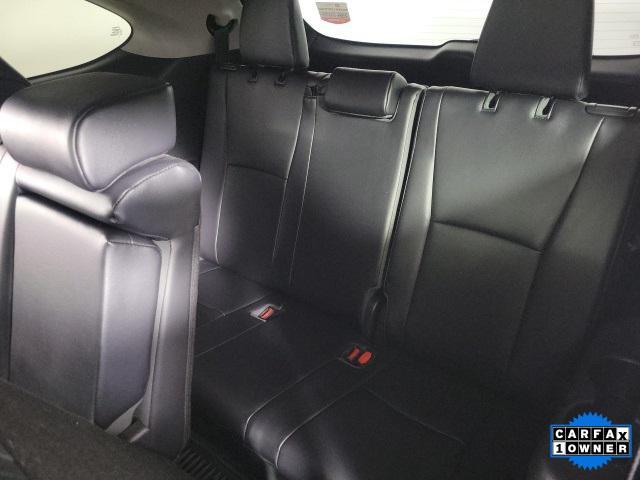 used 2022 Toyota Highlander car, priced at $32,829