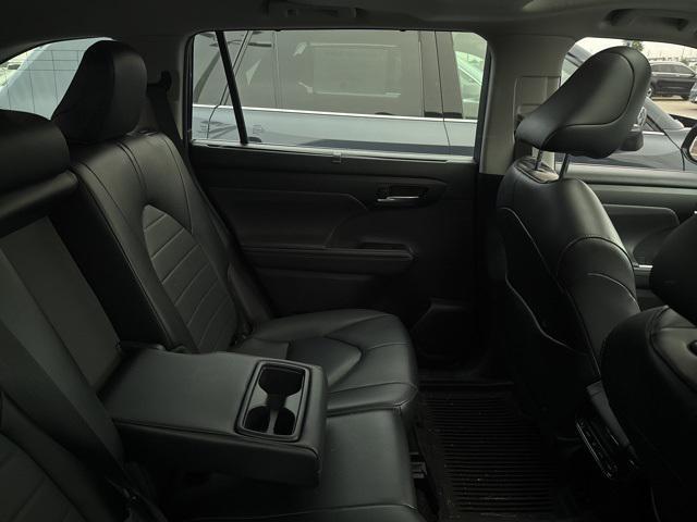 used 2023 Toyota Highlander car, priced at $39,938