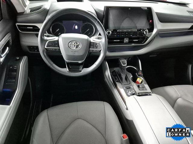 used 2020 Toyota Highlander car, priced at $34,931