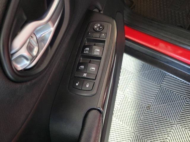 used 2019 Jeep Cherokee car, priced at $15,915