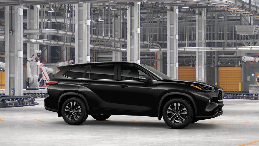 new 2025 Toyota Highlander car, priced at $47,702