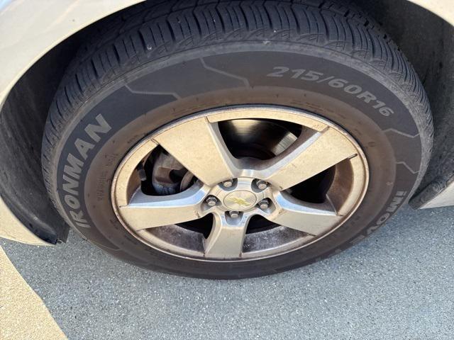 used 2015 Chevrolet Cruze car, priced at $2,922