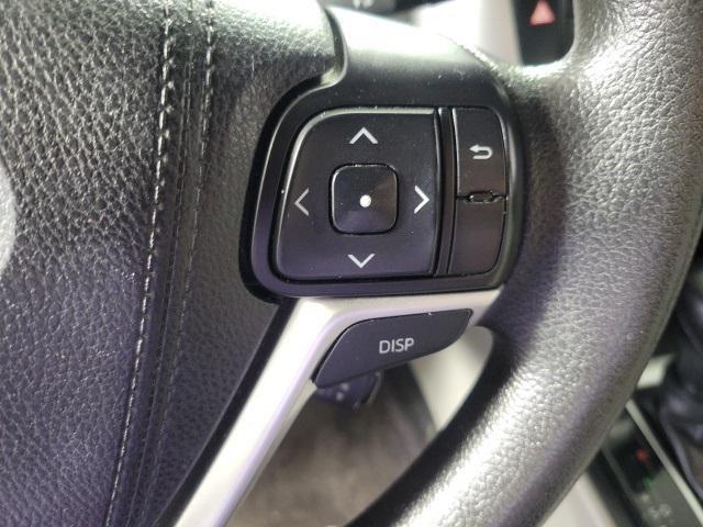 used 2015 Toyota Highlander car, priced at $13,911
