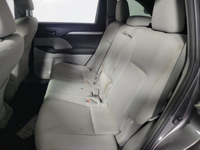 used 2015 Toyota Highlander car, priced at $13,911