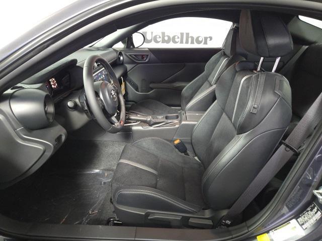 new 2025 Toyota GR86 car