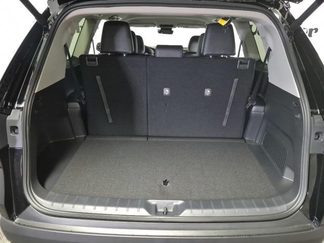 new 2025 Toyota Grand Highlander car, priced at $46,370