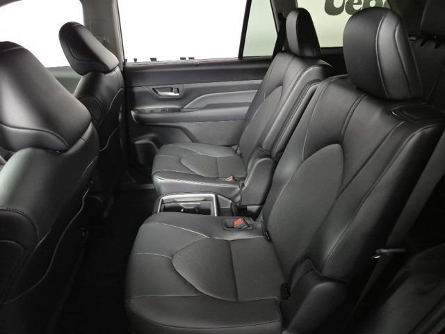new 2025 Toyota Grand Highlander car, priced at $46,370