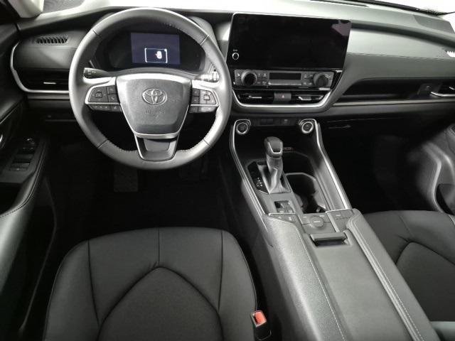 new 2025 Toyota Grand Highlander car, priced at $46,370