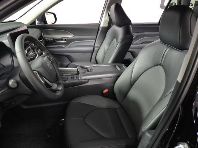 new 2025 Toyota Grand Highlander car, priced at $46,370