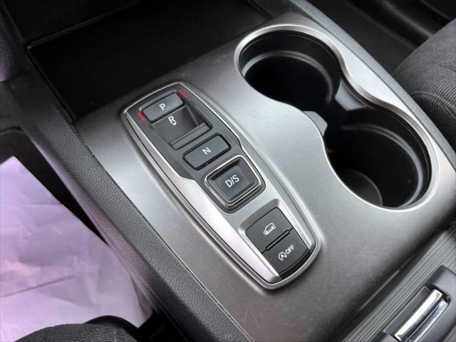used 2022 Honda Pilot car, priced at $29,995