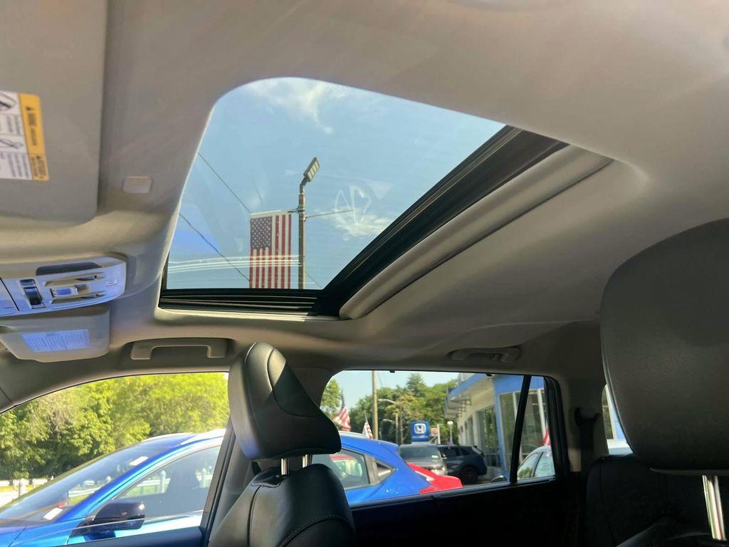 used 2022 Toyota Highlander car, priced at $34,995