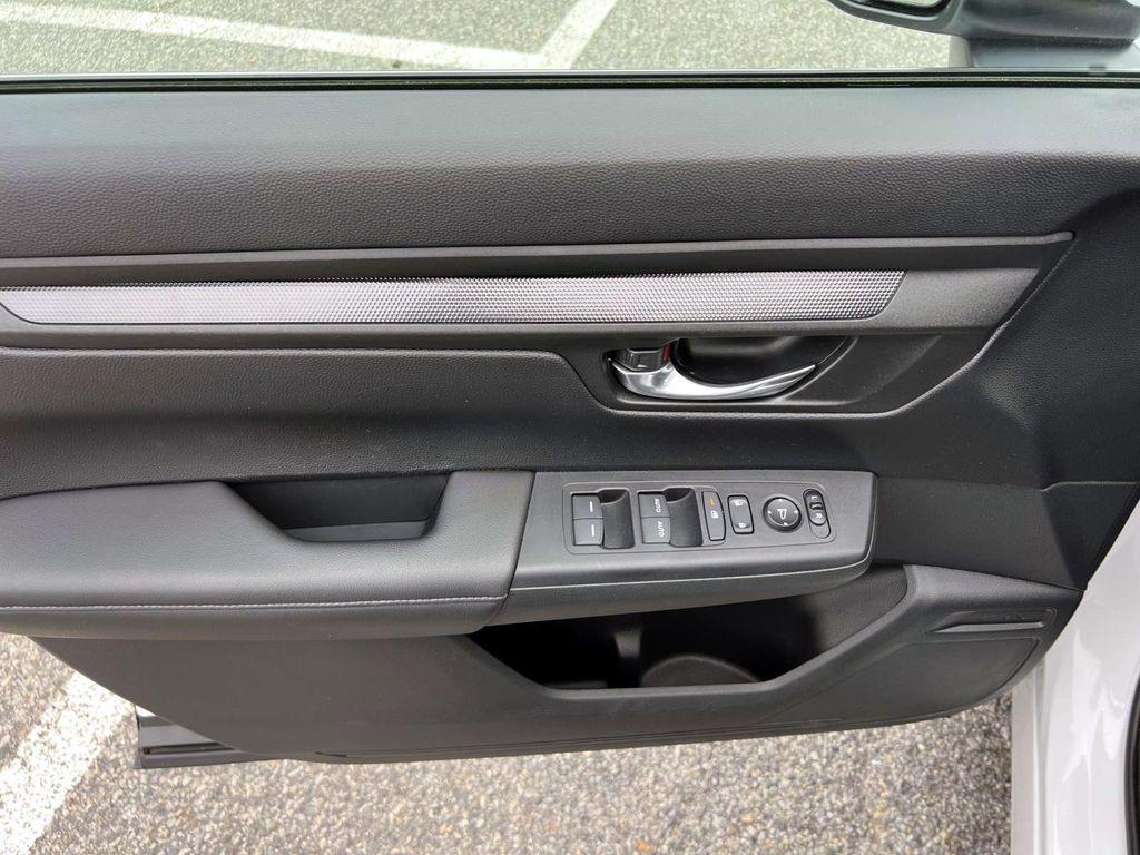 used 2023 Honda CR-V car, priced at $28,995