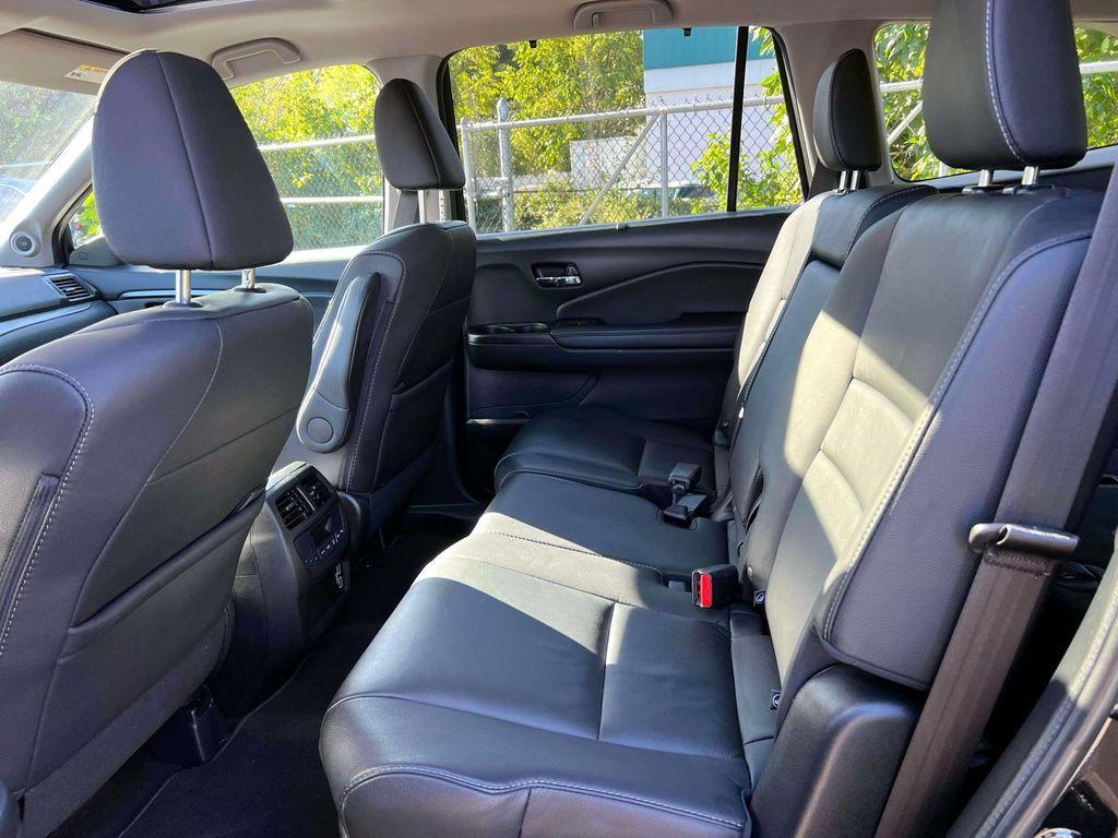 used 2022 Honda Pilot car, priced at $31,995