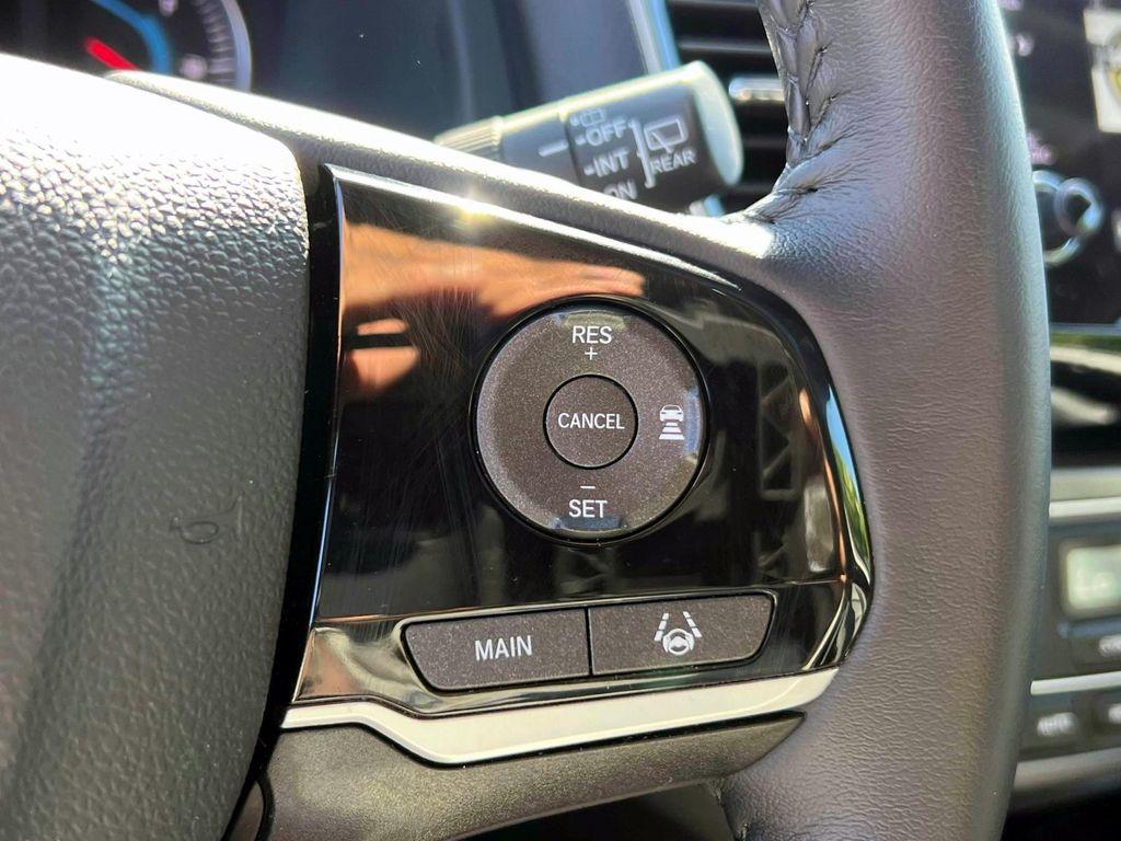 used 2022 Honda Pilot car, priced at $31,995