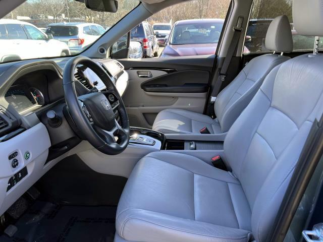 used 2021 Honda Pilot car, priced at $28,995