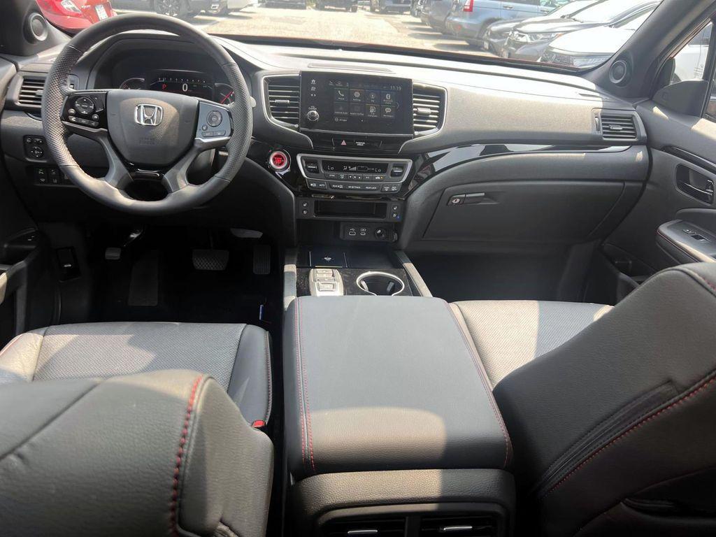 used 2025 Honda Passport car, priced at $39,495