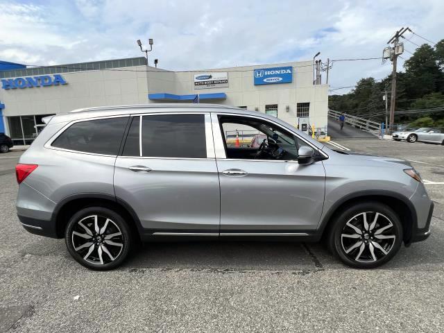 used 2021 Honda Pilot car, priced at $28,995