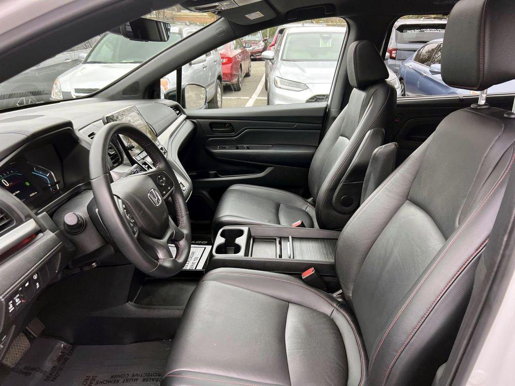 used 2023 Honda Odyssey car, priced at $32,495