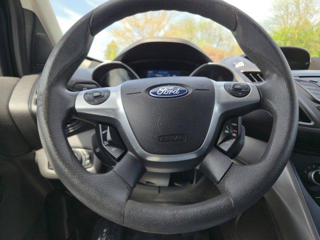 used 2013 Ford Escape car, priced at $10,550