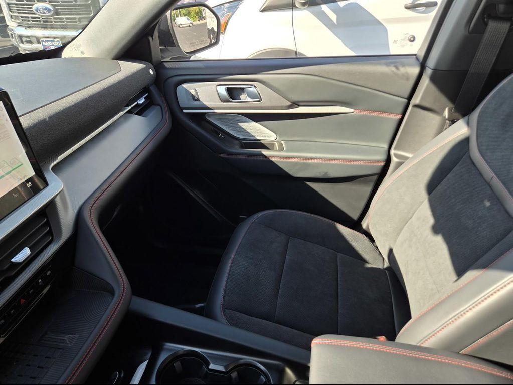 new 2025 Ford Explorer car, priced at $61,810