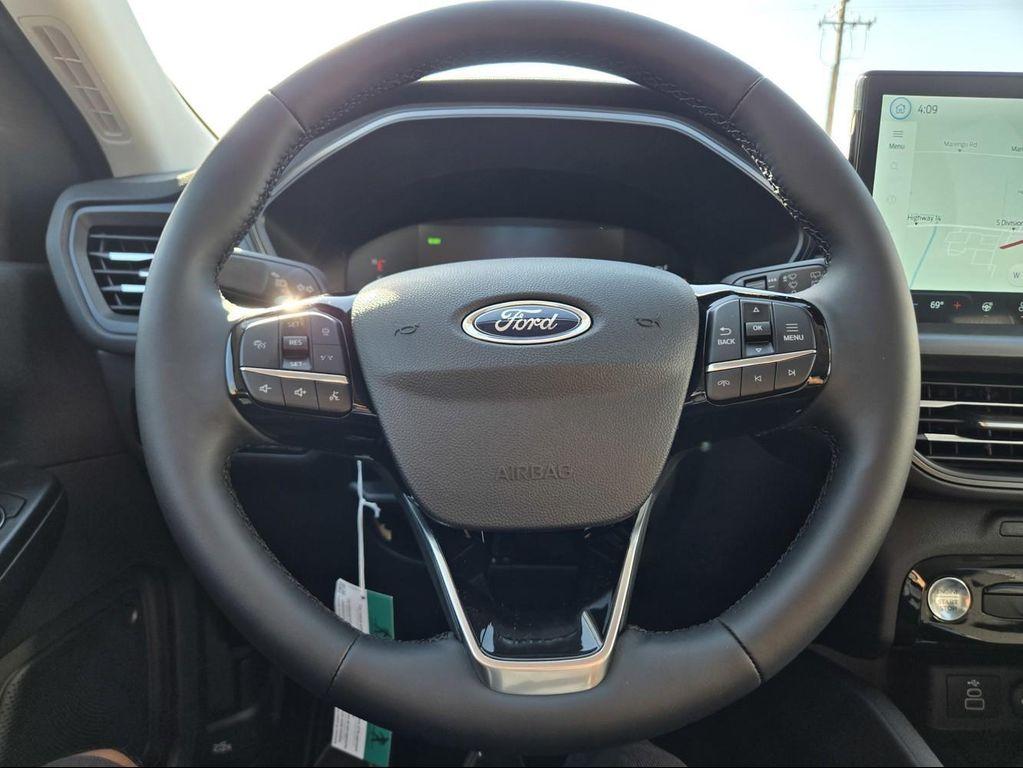 new 2025 Ford Escape PHEV car, priced at $32,215